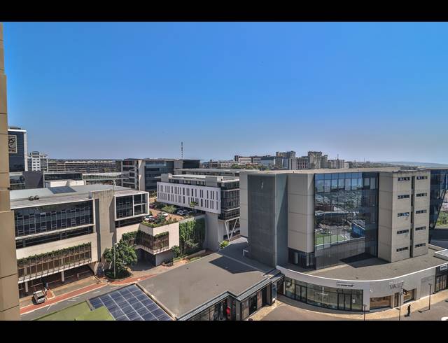 1 BEDROOM APARTMENT FOR SALE IN UMHLANGA RIDGE